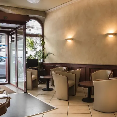 Hotel Moderne 2*