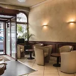 Hotel Moderne 2*